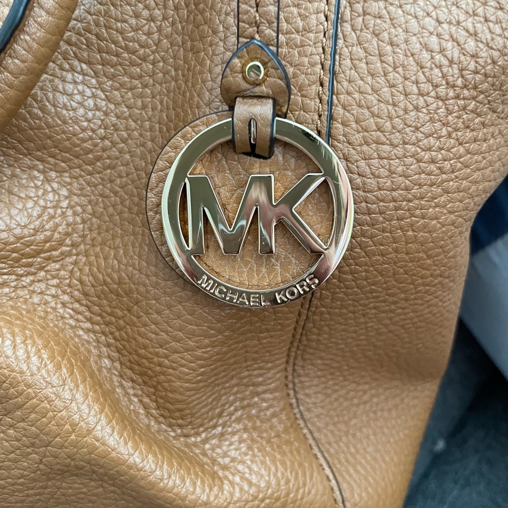Michael Kors satchel purse in cognac tan color with removable shoulder strap - Picture 3 of 5